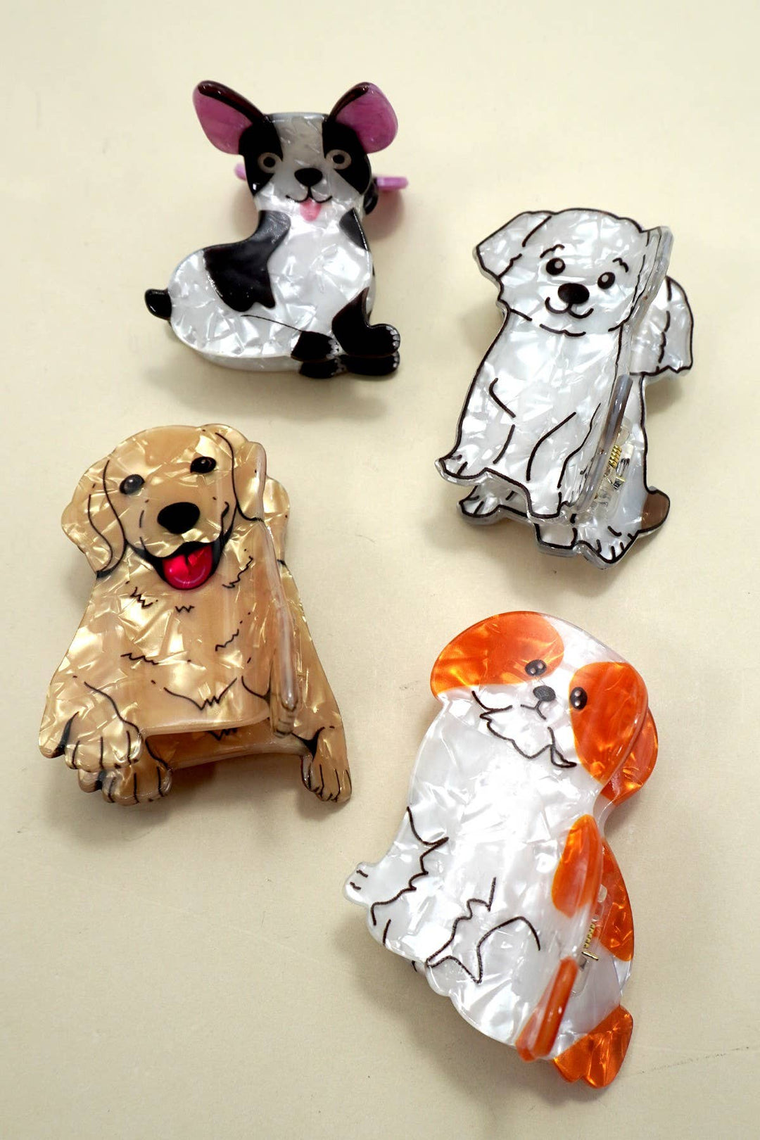 TRENDING JUMBO DOG HAIR CLAW CLIPS | 40H1008