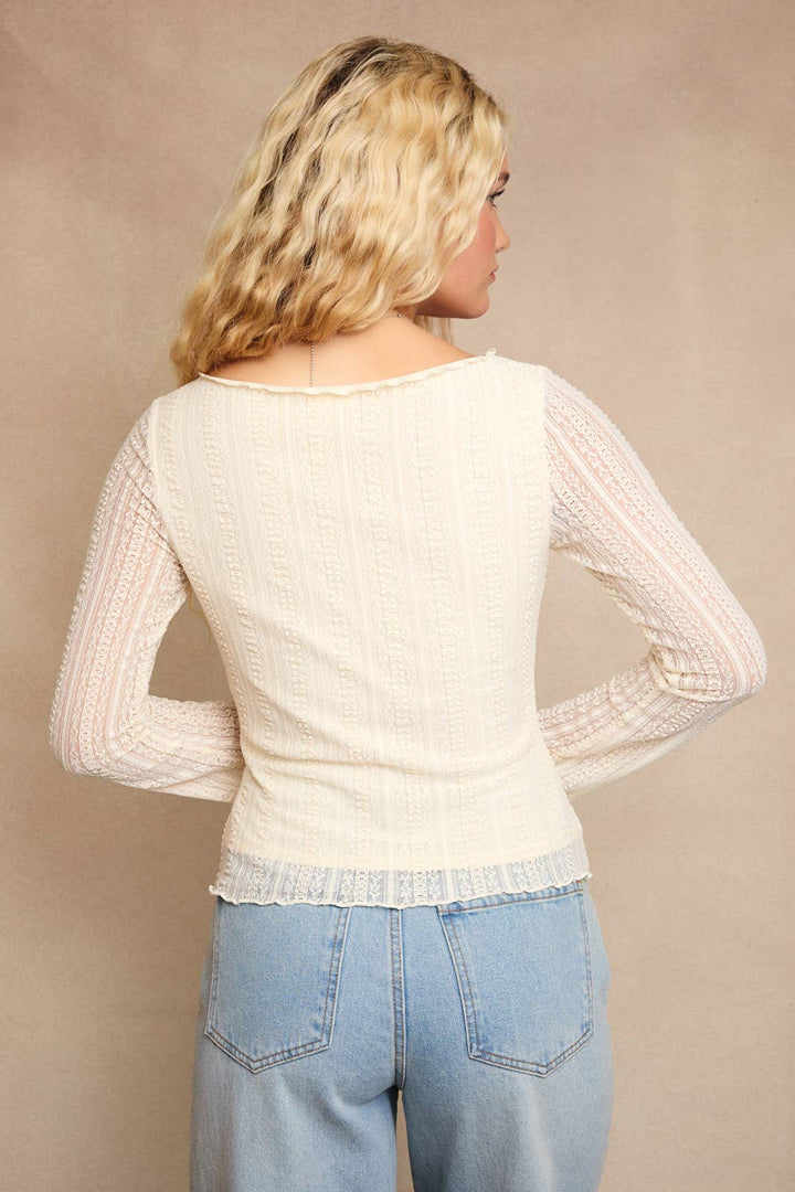 LONG SLEEVE TOP IN LACE