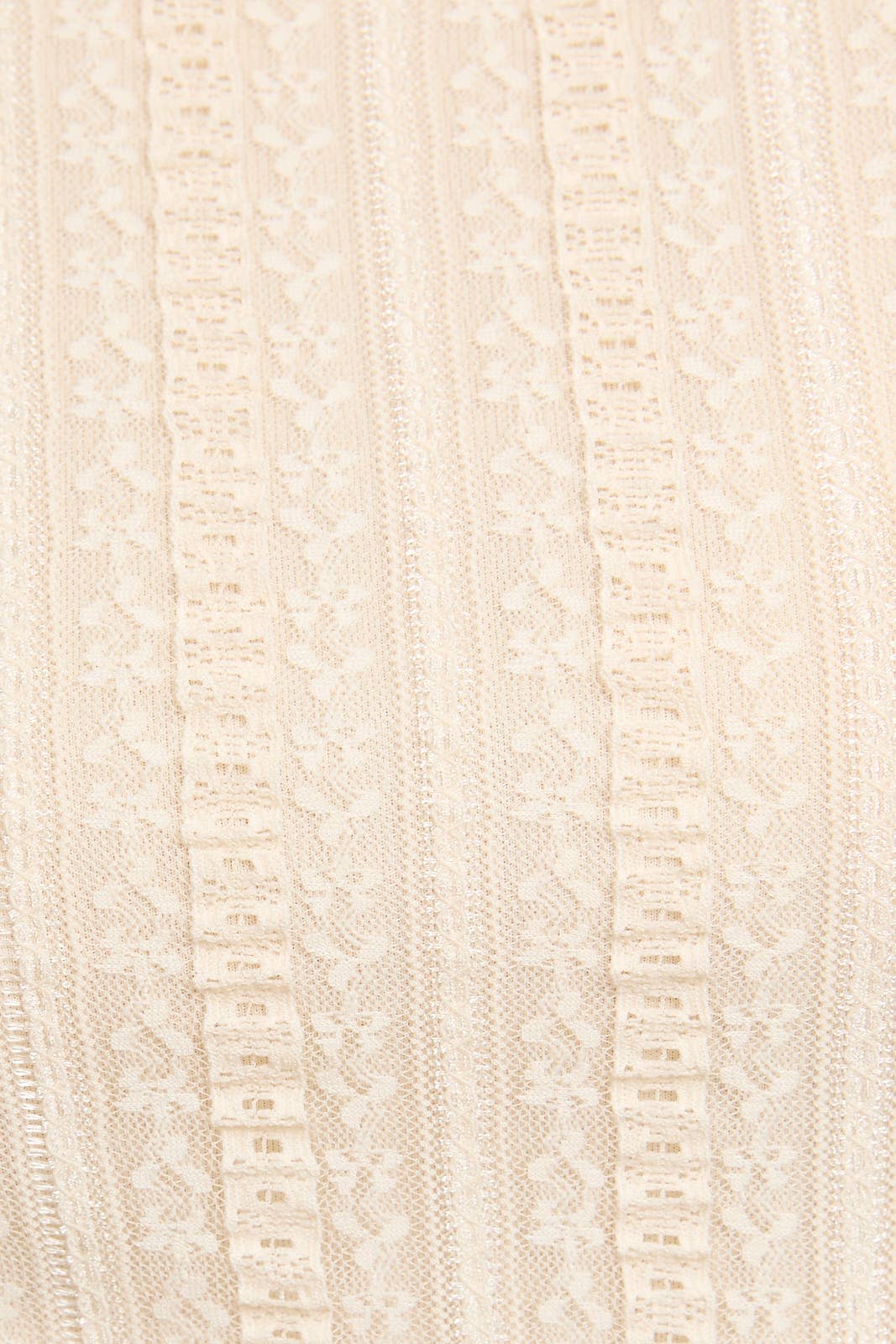 LONG SLEEVE TOP IN LACE