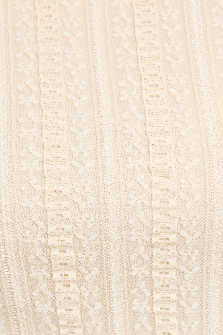 LONG SLEEVE TOP IN LACE